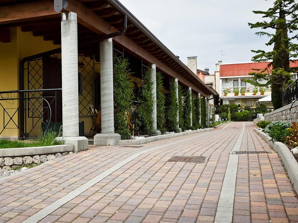 Gelindo Dei Magredi Hotel Vivaro Ngoại thất bức ảnh